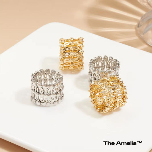 The Amelia™ Ring-to-Wrist